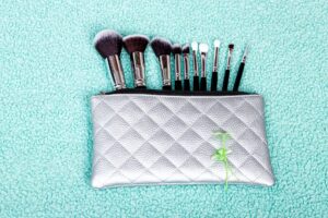 10 pc travel makeup brush set with a diamond pattern case