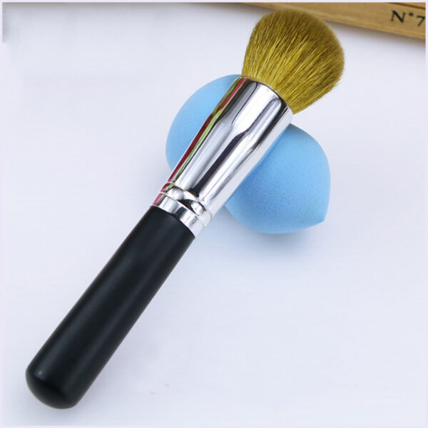 Classical Blush Brush