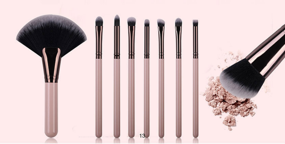 16 piece light pink makeup brush set 2